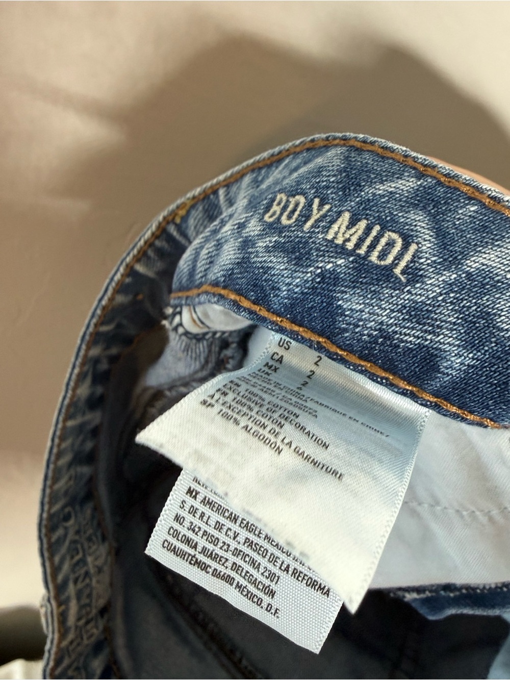American Eagle boy midi denim shorts size 2 - Picture 3 of 3